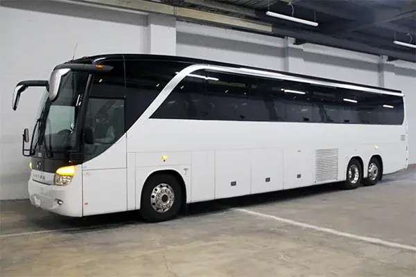 Overland Park 32 Passenger Shuttle Bus